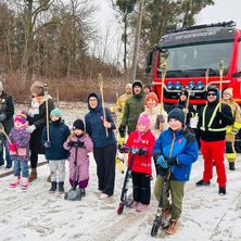 Rodzinny bieg w Dziewierzewie. Nie przeszkodził mróz
